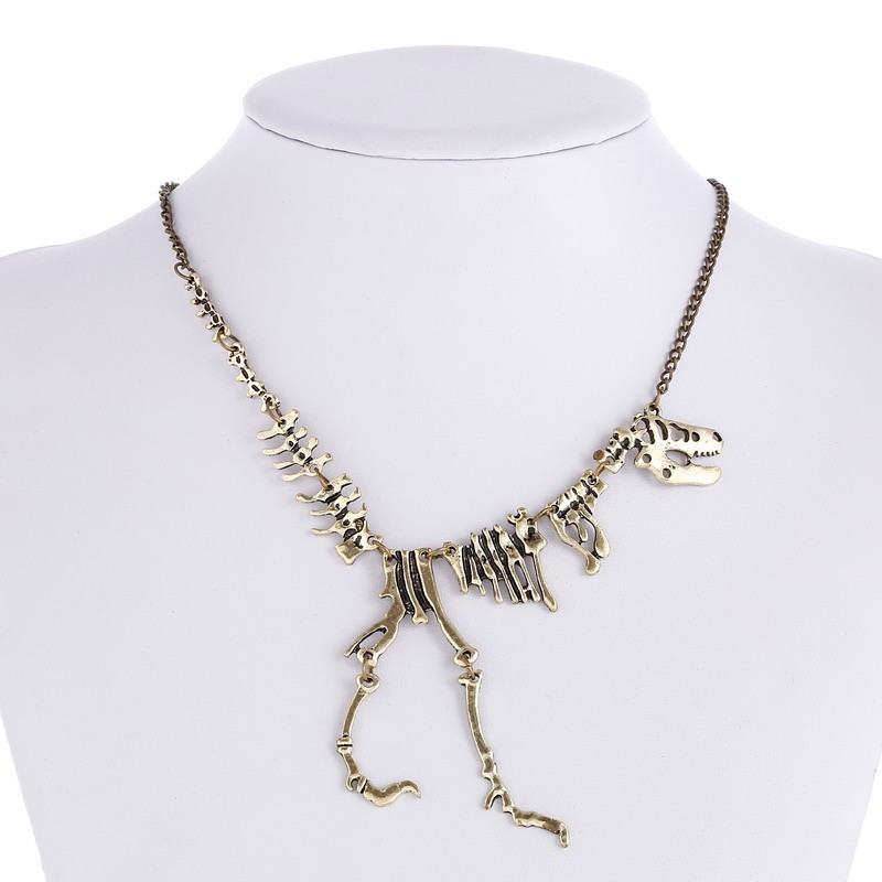 Collier dinosaure très original métal argente idee cadeau